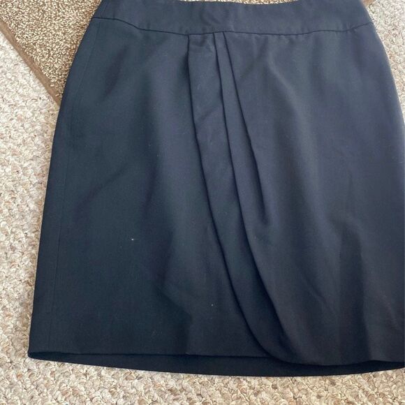 Mossimo size 2 little black skirt - Picture 2 of 4